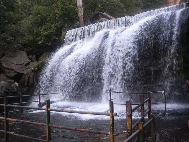 Read more about the article SURULI FALLS